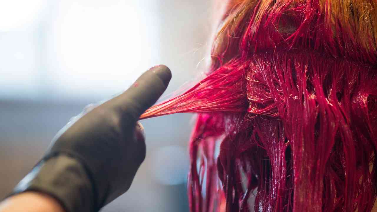 6 Things to consider before DYEING YOUR HAIR