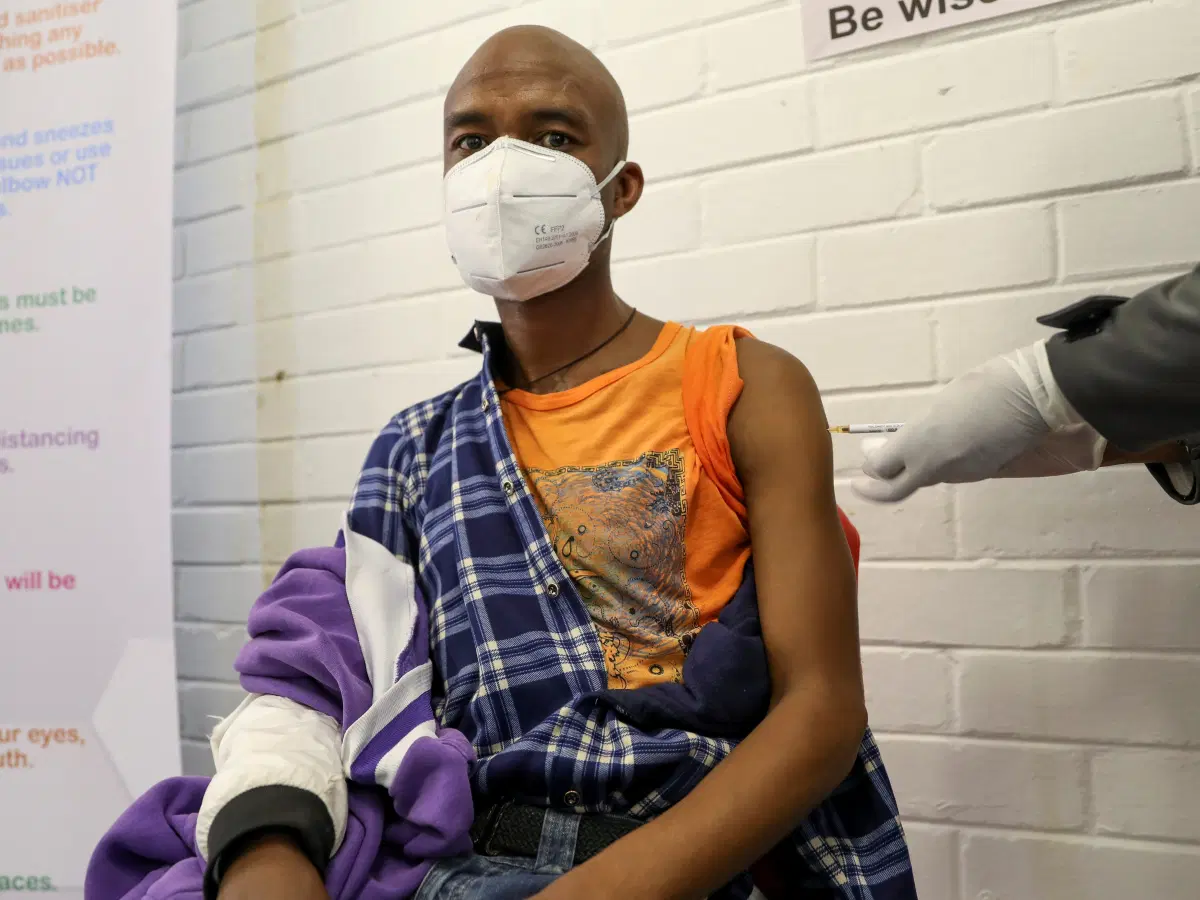 Research: Pfizer vaccine effective against new Covid-19 mutation