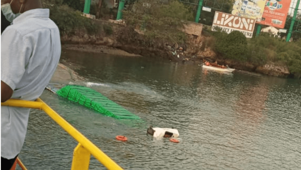 Trailer plunges into Indian Ocean at Likoni channel