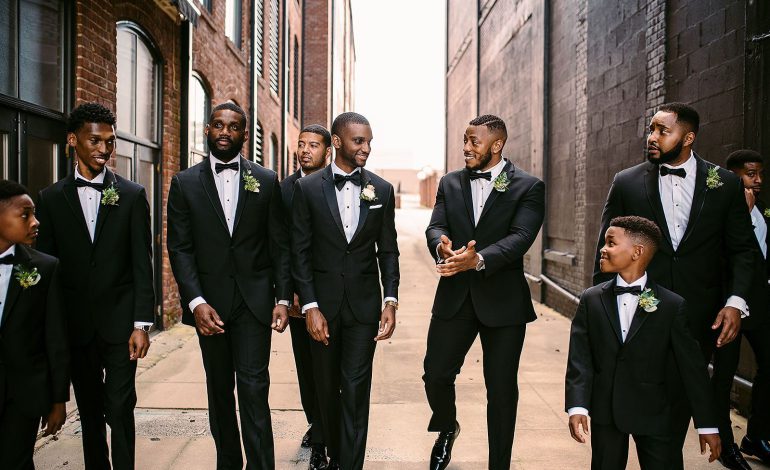 How to choose groomsmen for your wedding