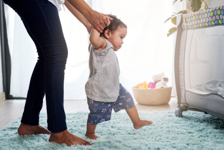 Guide to helping your baby take their first steps