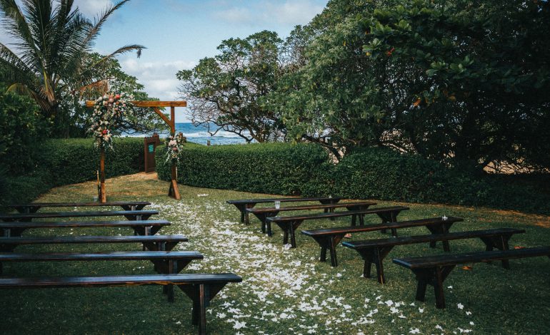 Getting married soon? Consider an outdoor wedding
