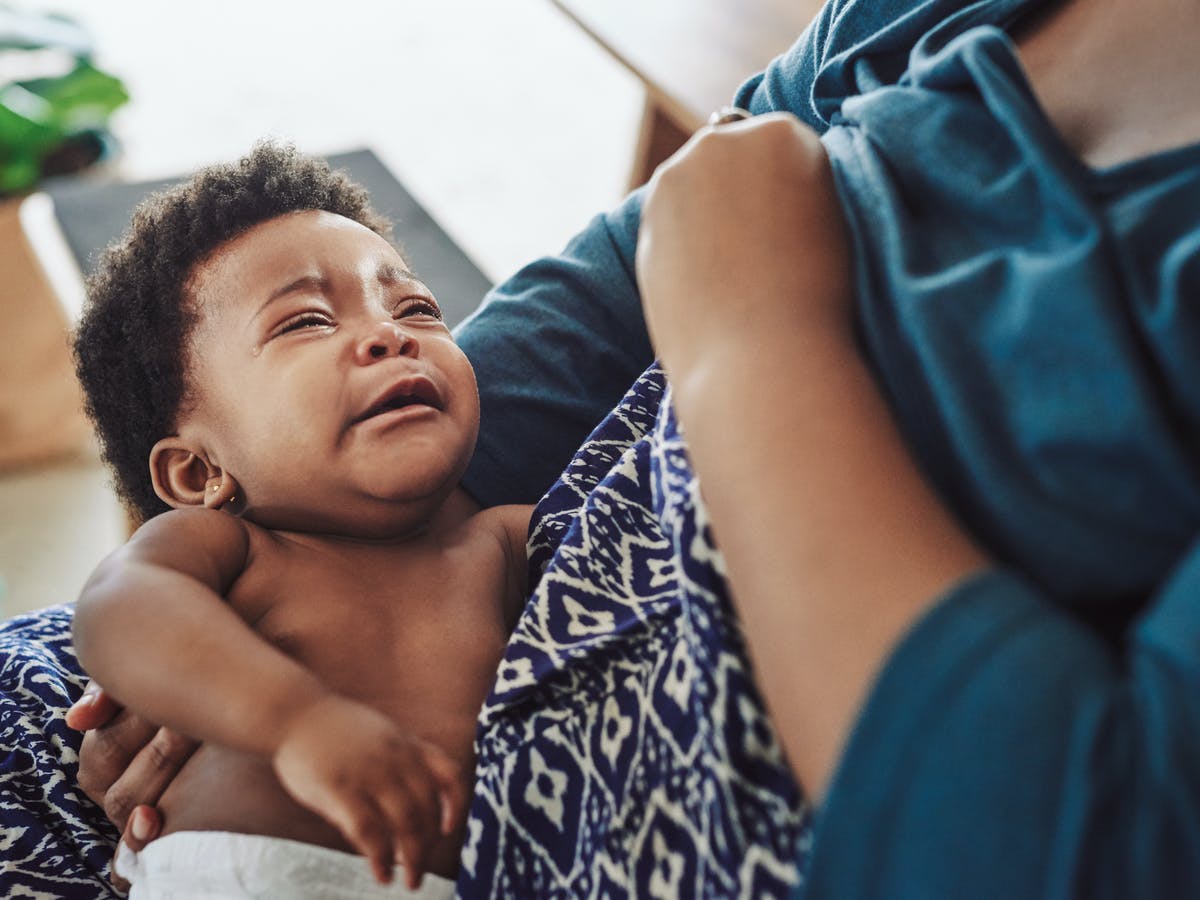 6 ways to soothe your baby's stomach discomfort