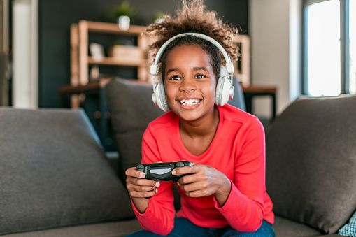 How your child benefits from playing video games