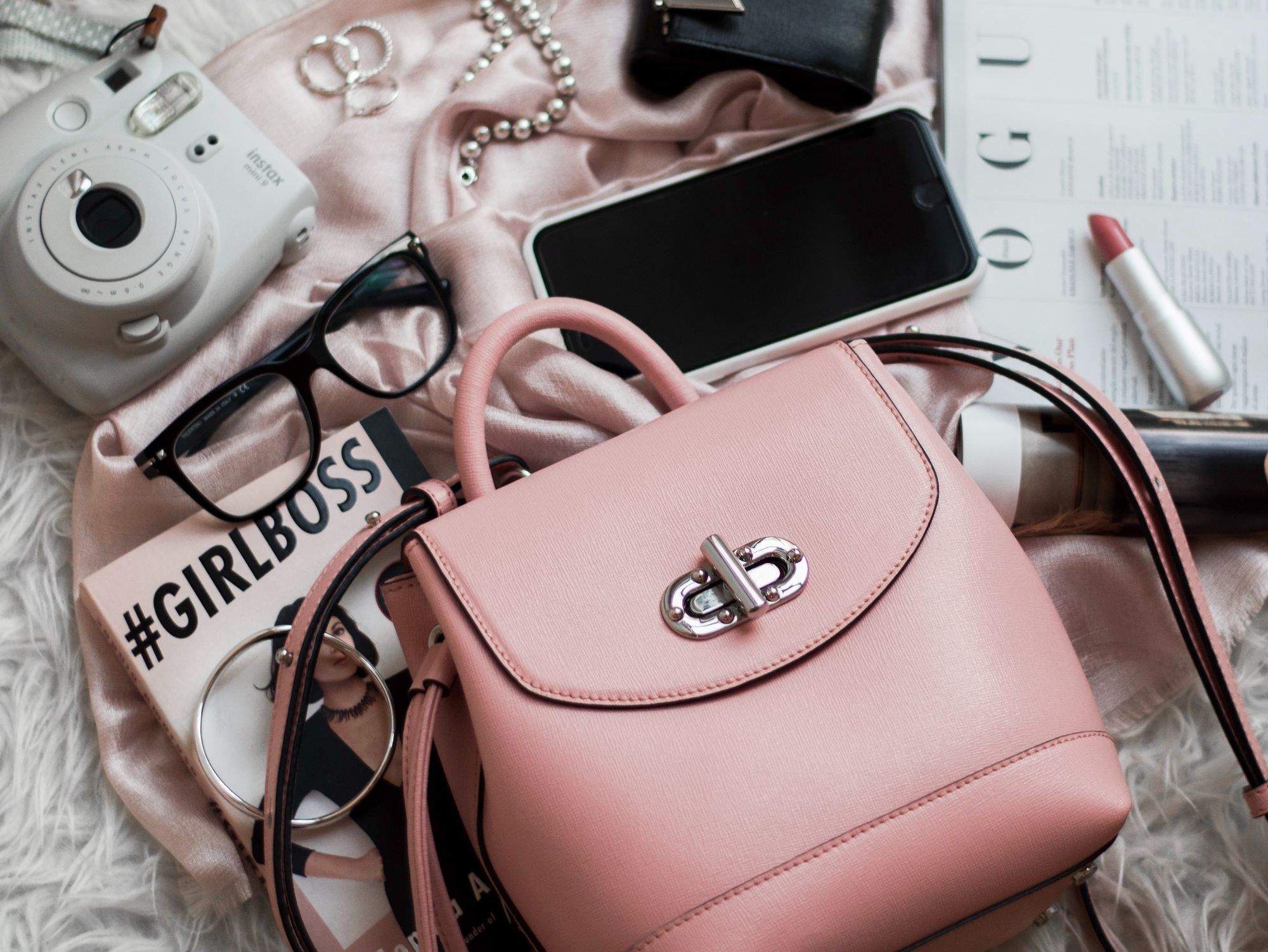 What's in your handbag? 12 must-carry items