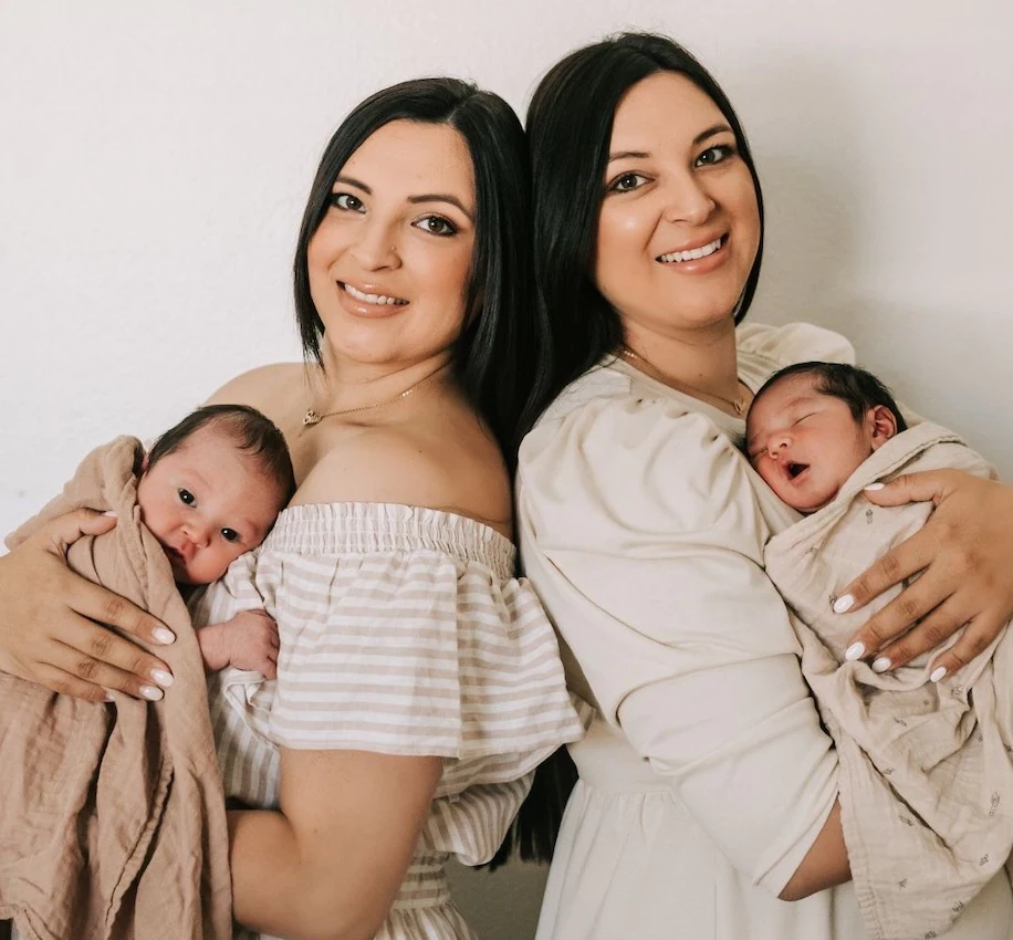 Identical twins give birth to baby boys on the same day