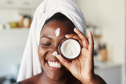 Things to consider while buying skincare products