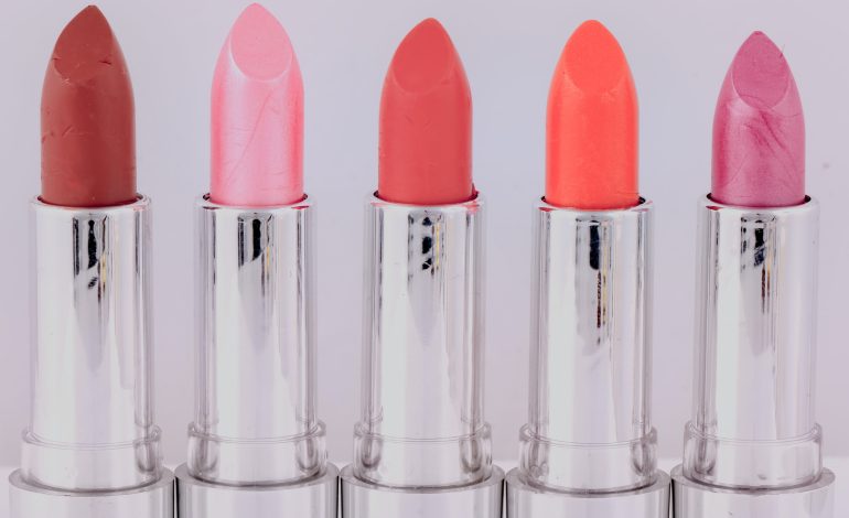 5 Bold Lipstick Shades Every Woman Should Try