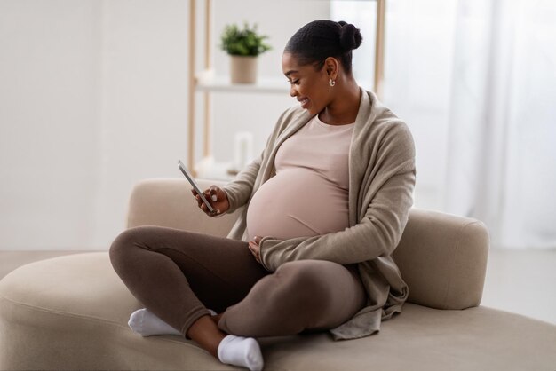 Holiday Safety Tips For Expectant Mothers