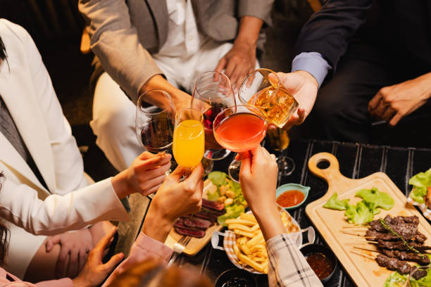 Healthy and Non-Alcoholic Toasts for a Family-Friendly Celebration