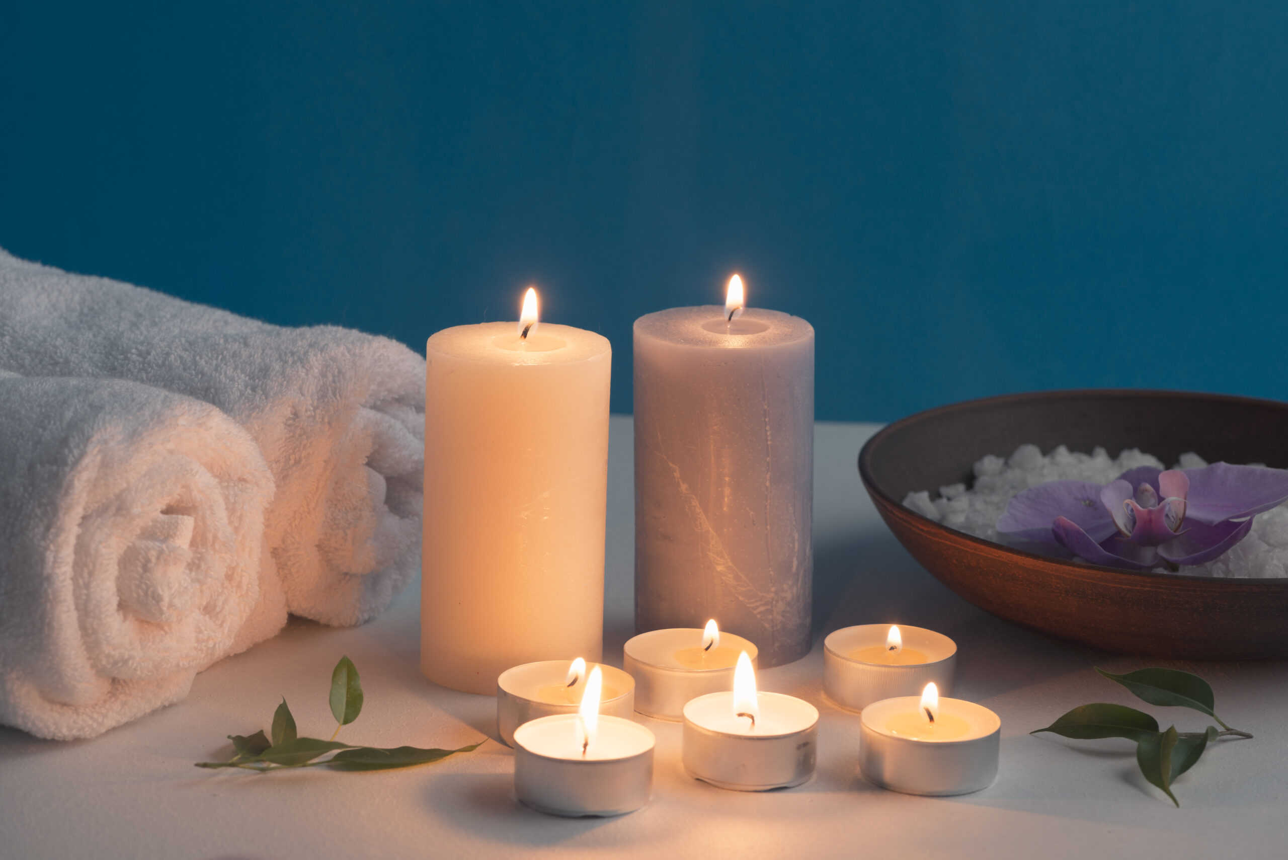 How Do Essential Oils And Candles Define The Mood Of Each Room