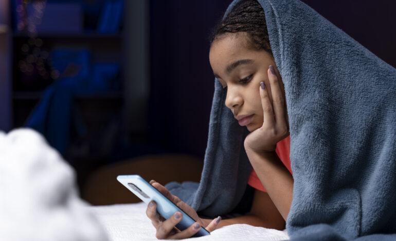 Is It Just a Phase or Something More? 7 Signs of Screen Addiction and Solutions