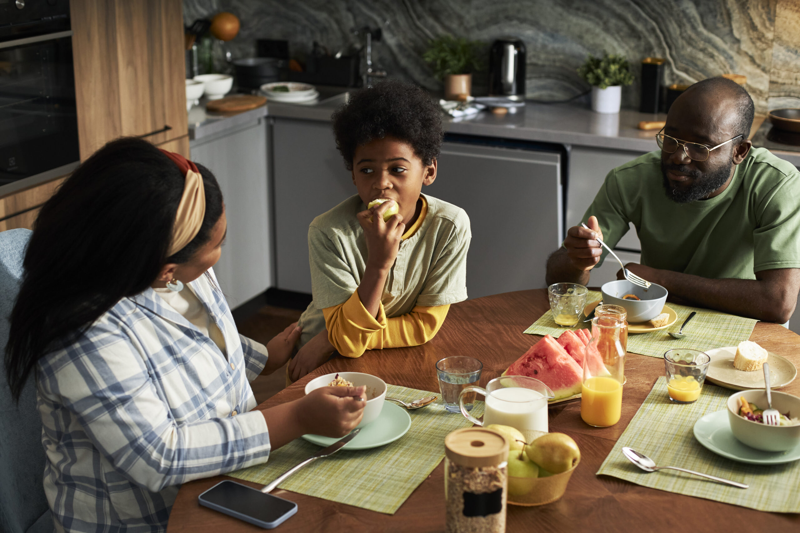 Why You Should Stop Eating Hours Before Bed: A Guide for Better Health